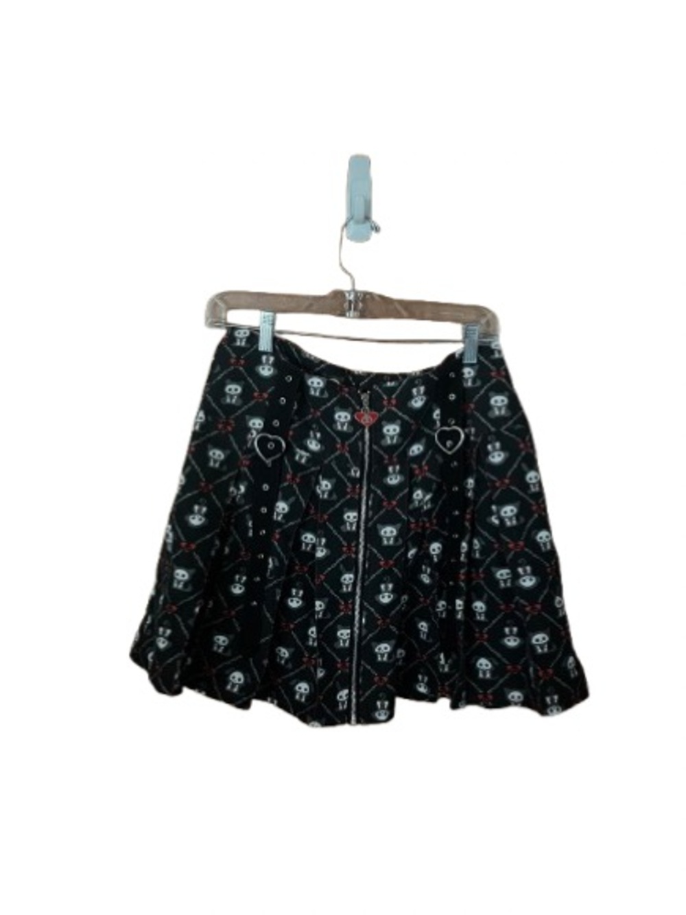 Hot Topic Skelanimals Grommet Strap Pleated Skirt